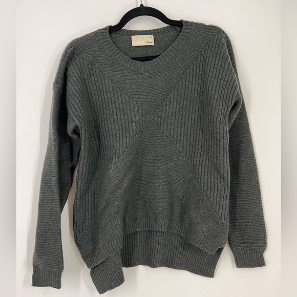 Aritzia Wilfred Grey Green Free Merino Wool Sweater - Isabelli Sweater Medium - Picture 1 of 5